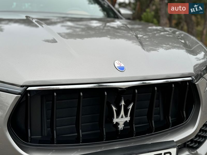 Позашляховик / Кросовер Maserati Levante 2017 в Києві
