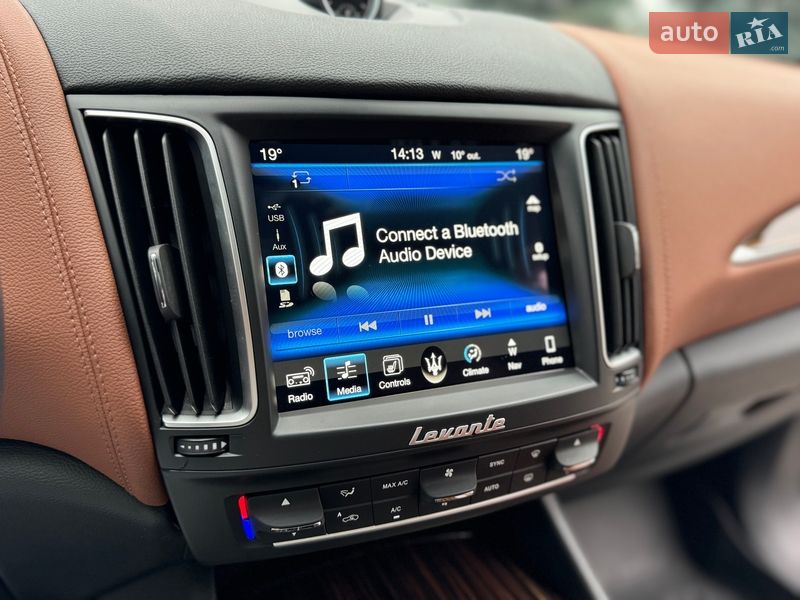 Позашляховик / Кросовер Maserati Levante 2017 в Києві