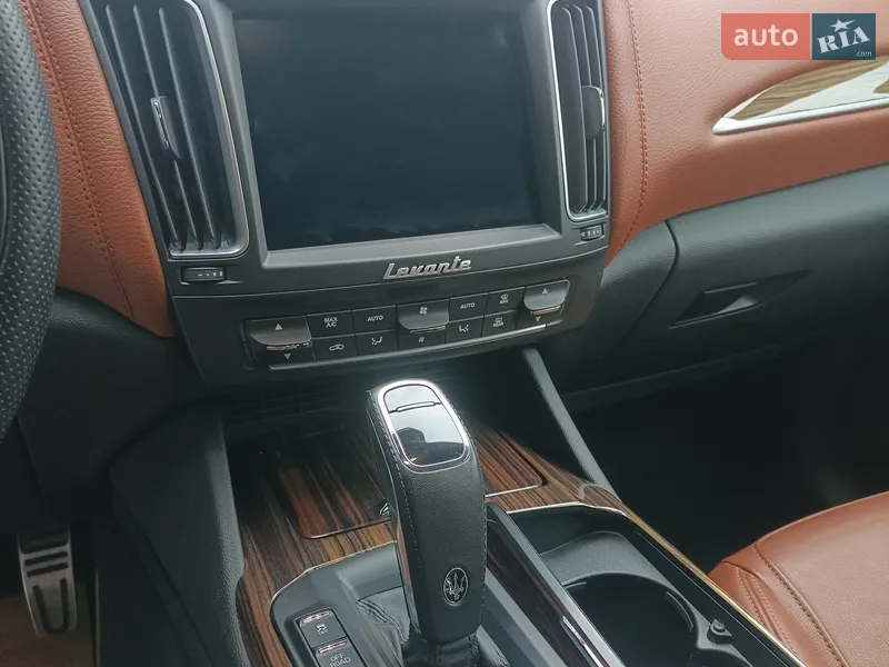 Maserati Levante 2019 VIN ZN661XUS3LX342337 фото оголошення 28 з 94