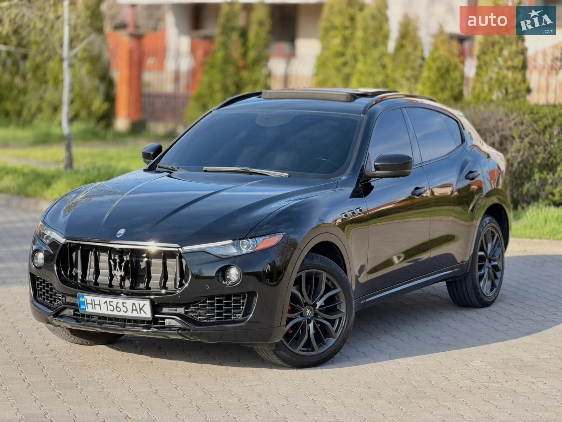 2018 Maserati Levante - фото 1
