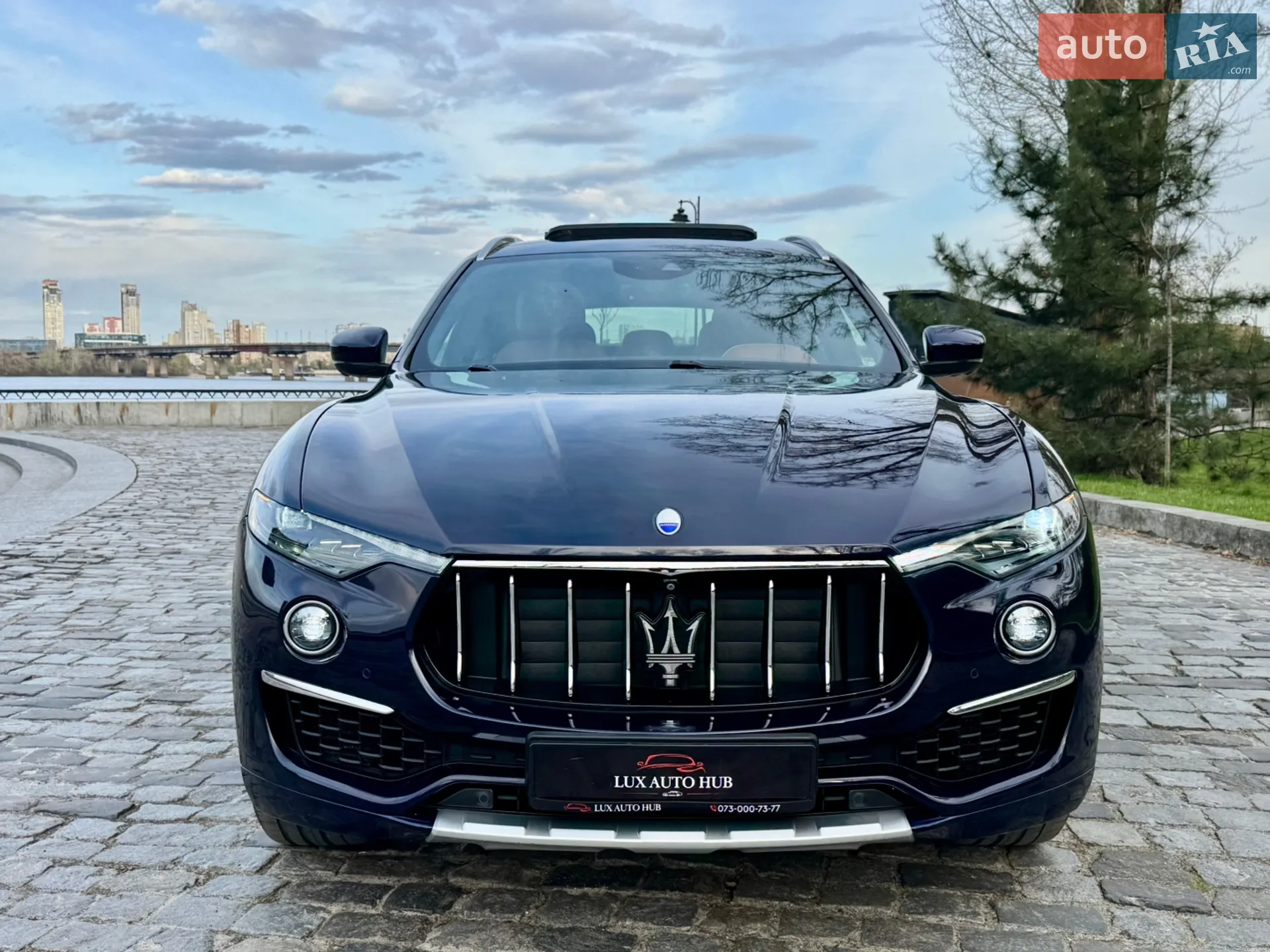 2019 Maserati Levante - мініатюра 2