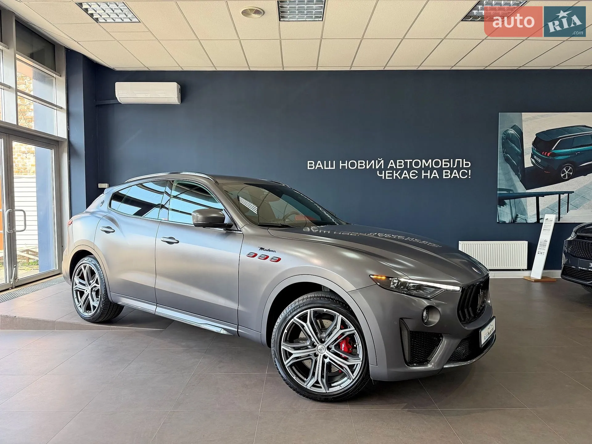 2021 Maserati Levante - фото 1