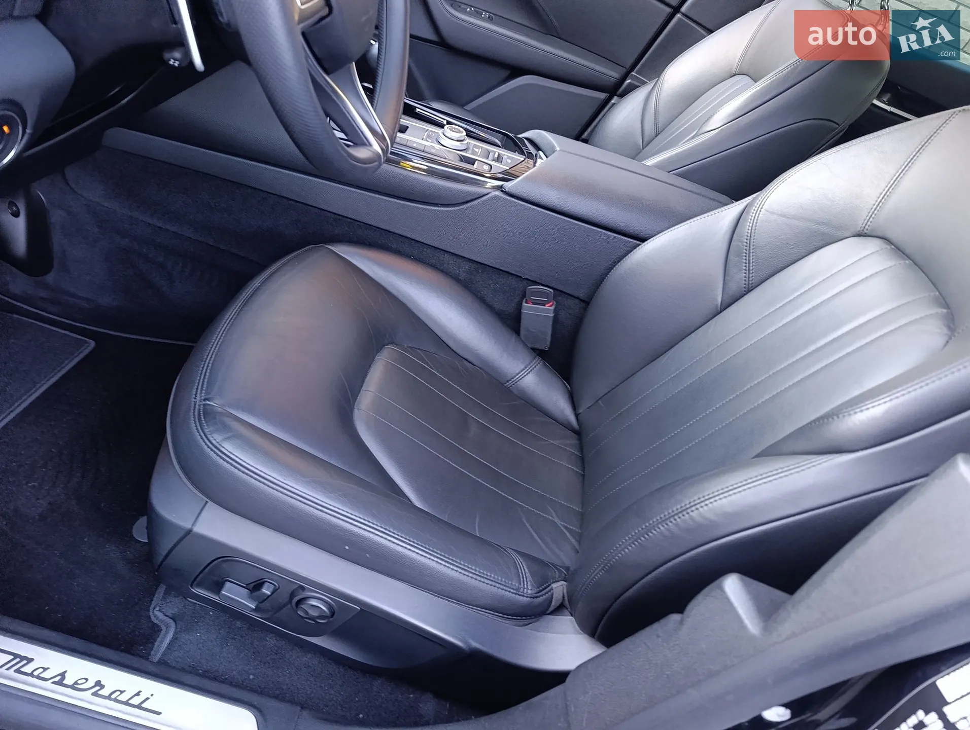 2017 Maserati Levante - мініатюра 13