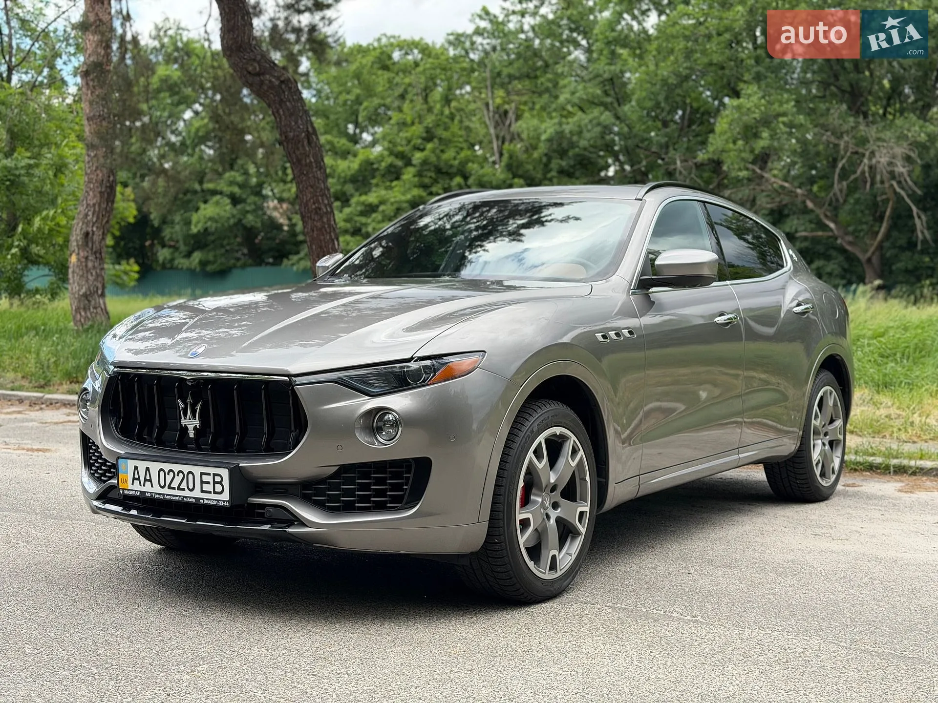 2017 Maserati Levante - мініатюра 3