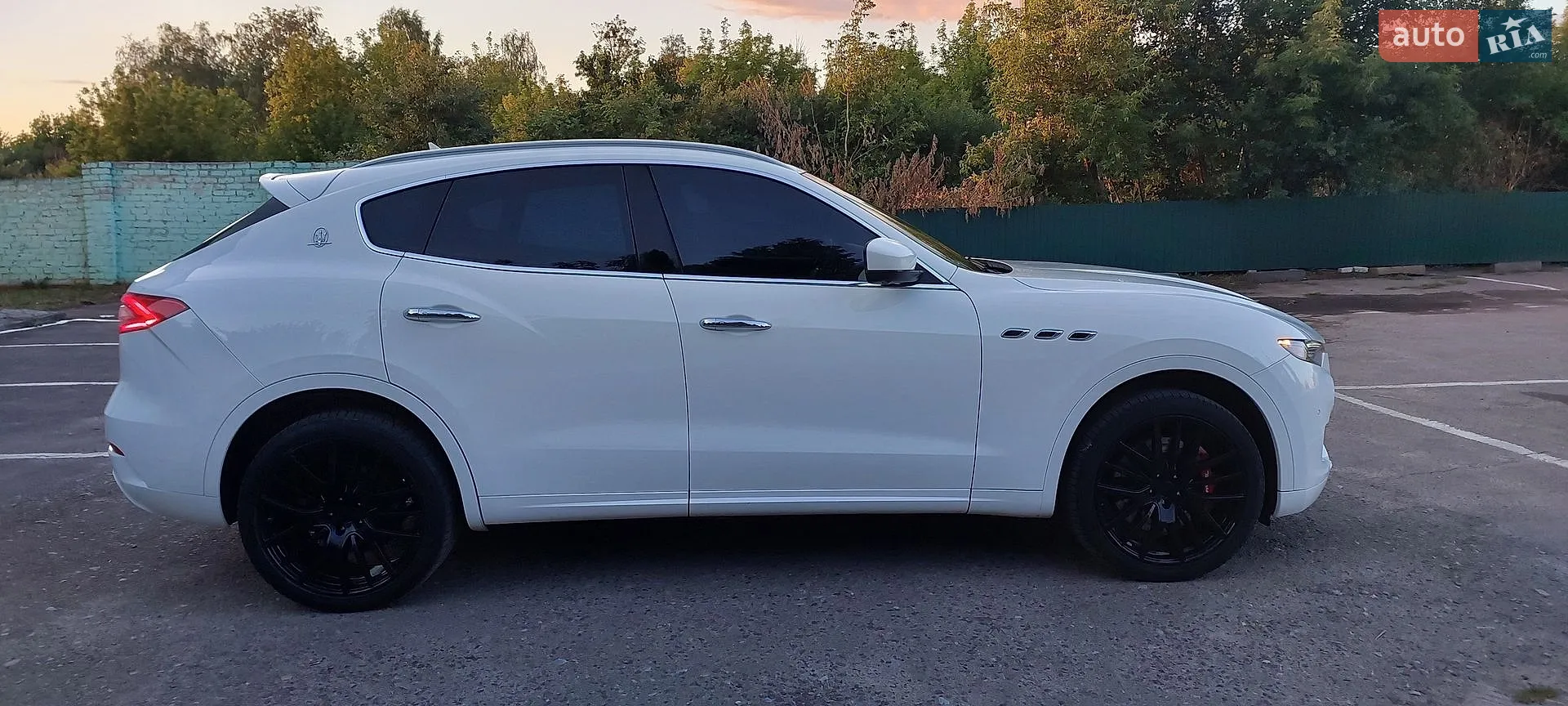 2017 Maserati Levante - мініатюра 11