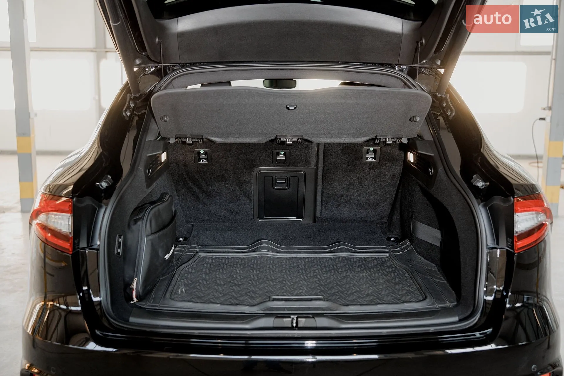 2019 Maserati Levante - мініатюра 20