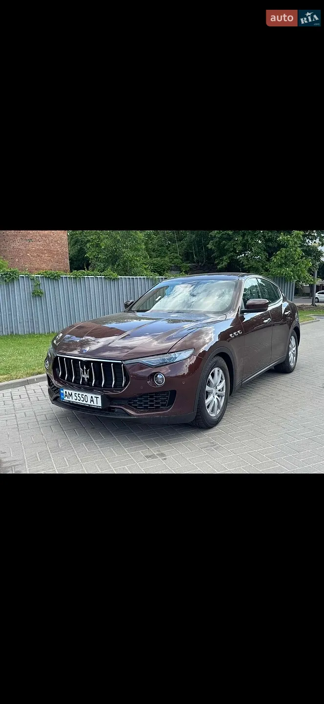 2017 Maserati Levante - фото 1