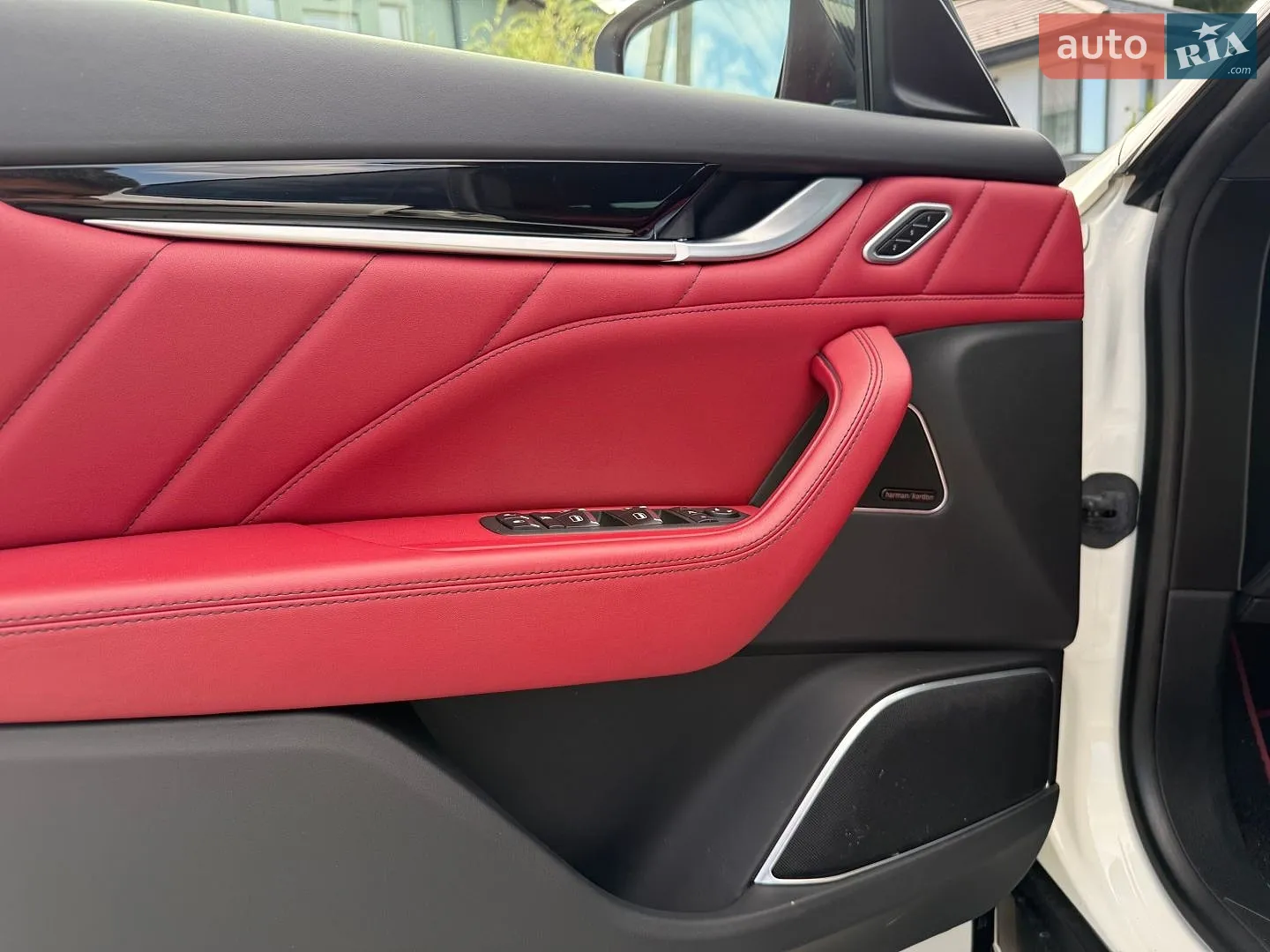 2022 Maserati Levante - мініатюра 30
