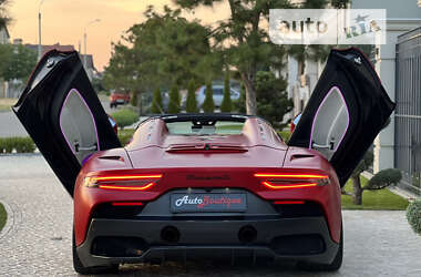 Родстер Maserati MC20 2023 в 