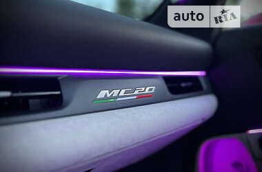Родстер Maserati MC20 2023 в 