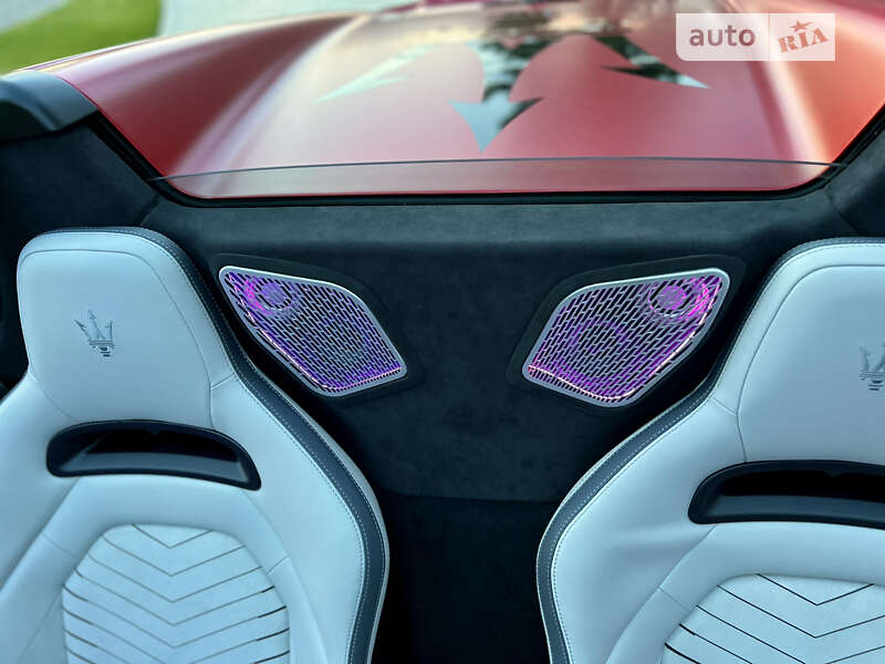 Родстер Maserati MC20 2023 в Одессе фото 75 Родстер Maserati MC20 2023 в Одессе