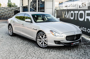 Седан Maserati Quattroporte 2013 в Києві