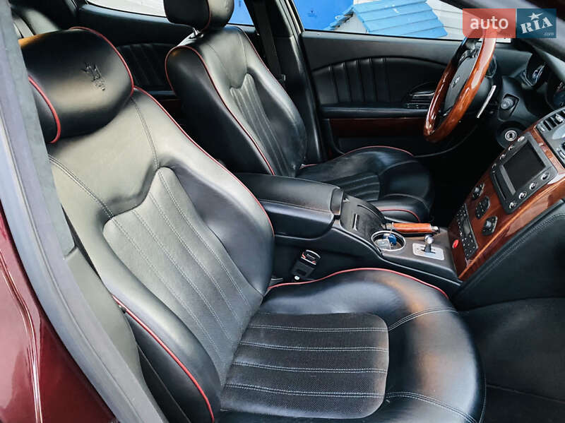 Седан Maserati Quattroporte 2006 в Сумах