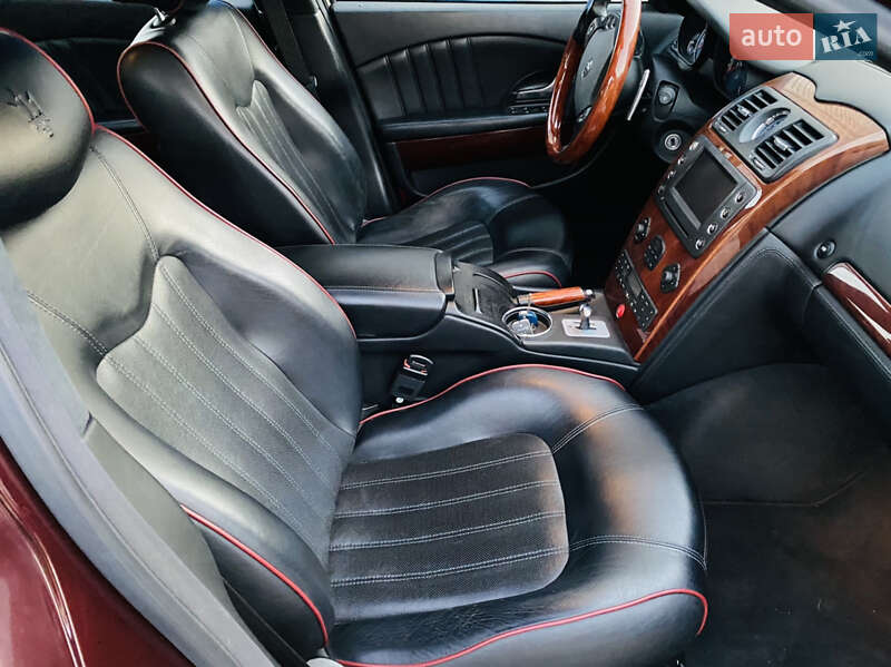 Седан Maserati Quattroporte 2006 в Сумах