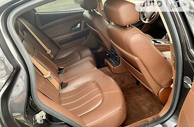 Седан Maserati Quattroporte 2009 в Киеве