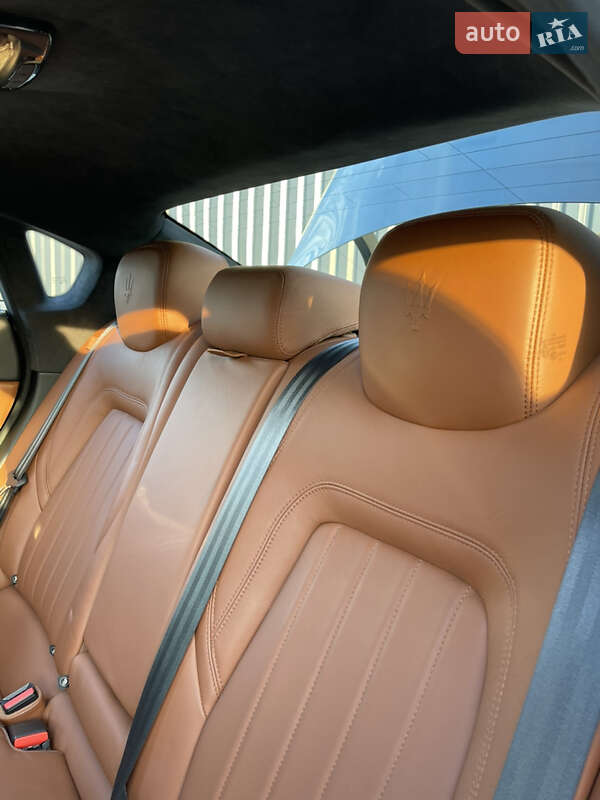 Седан Maserati Quattroporte 2013 в Киеве