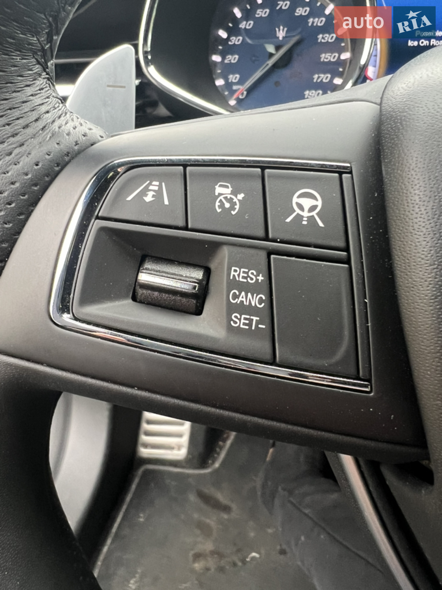 2018 Maserati Quattroporte - мініатюра 13