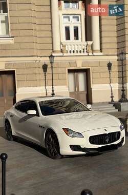 Седан Maserati Quattroporte 2014 в Києві