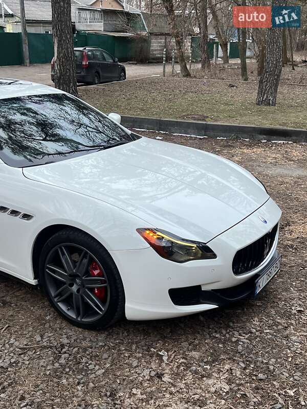 Седан Maserati Quattroporte 2014 в Киеве фото 10 Седан Maserati Quattroporte 2014 в Киеве