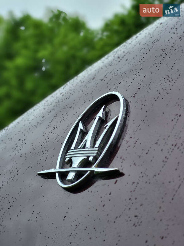 Седан Maserati Quattroporte 2006 в Сумах