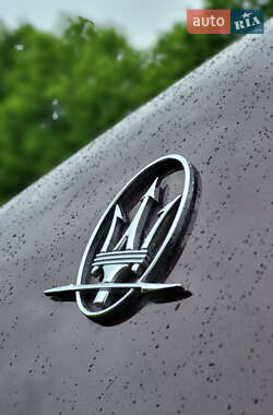 Седан Maserati Quattroporte 2006 в 