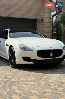 Седан Maserati Quattroporte 2013 в 