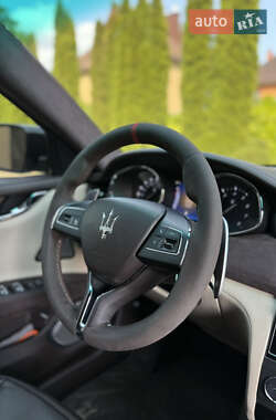 Седан Maserati Quattroporte 2013 в 