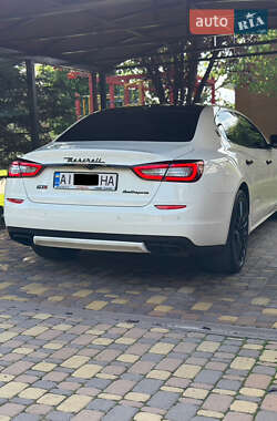 Седан Maserati Quattroporte 2013 в 
