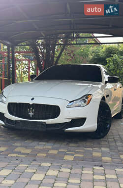 Седан Maserati Quattroporte 2013 в 