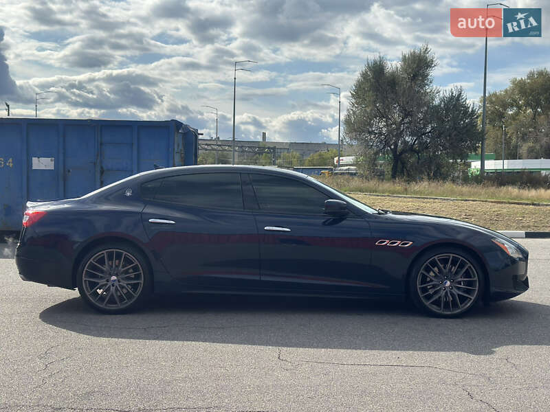 Седан Maserati Quattroporte 2013 в Киеве