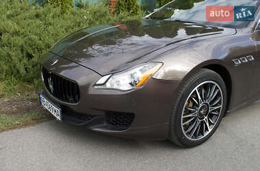 Седан Maserati Quattroporte 2013 в 