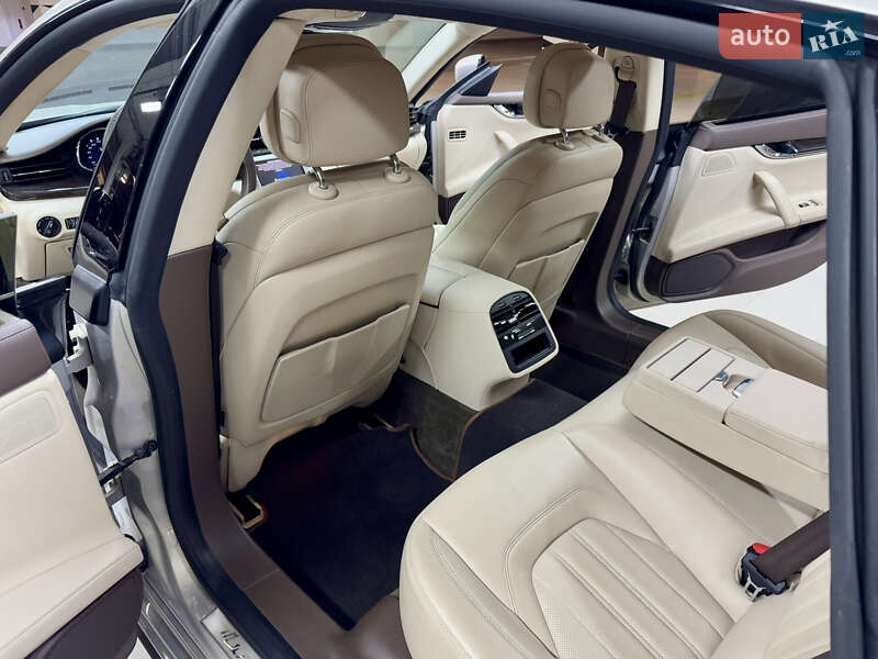 Седан Maserati Quattroporte 2013 в Киеве