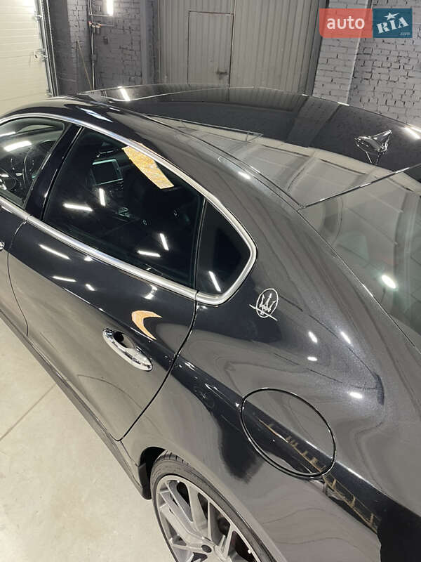 Седан Maserati Quattroporte 2013 в Киеве фото 22 Седан Maserati Quattroporte 2013 в Киеве