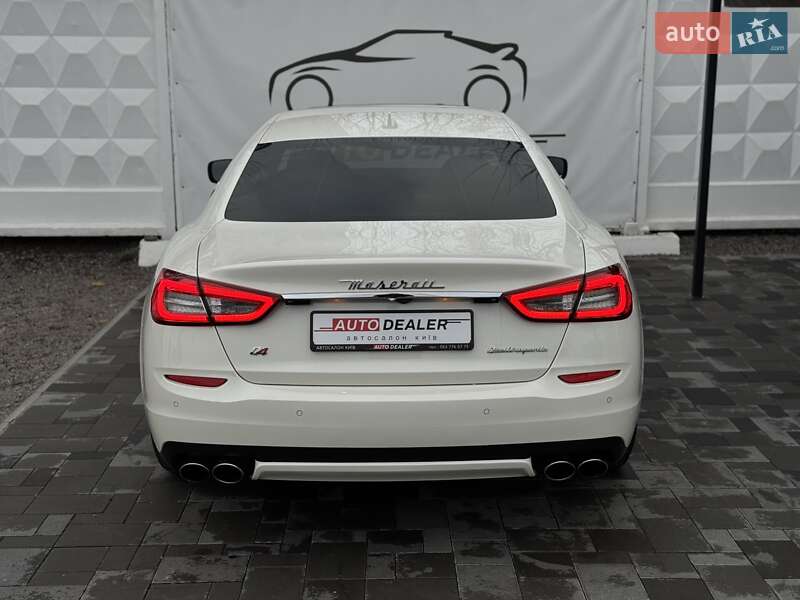 Седан Maserati Quattroporte 2015 в Киеве
