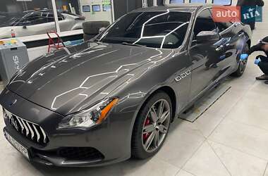 Седан Maserati Quattroporte 2016 в Киеве