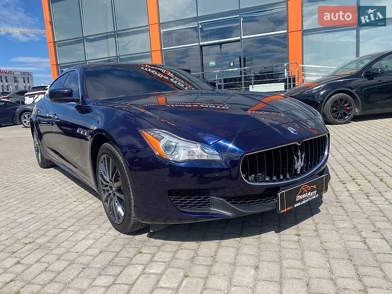 Maserati Quattroporte