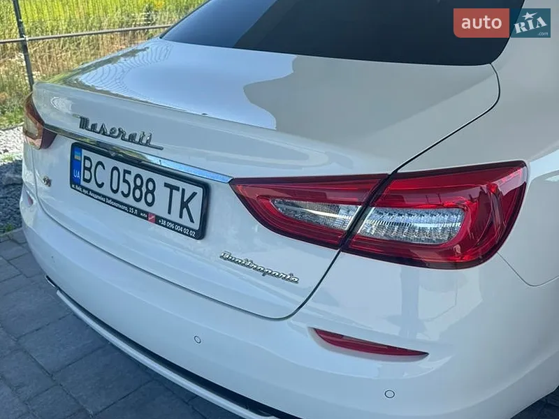 Maserati Quattroporte