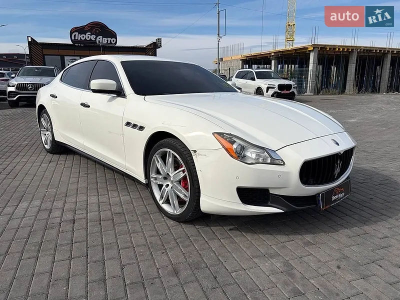 Maserati Quattroporte