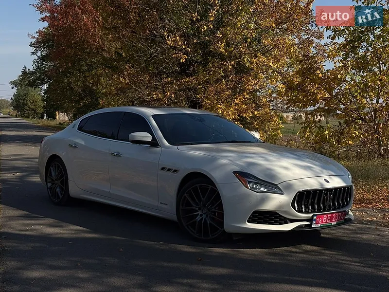 Maserati Quattroporte