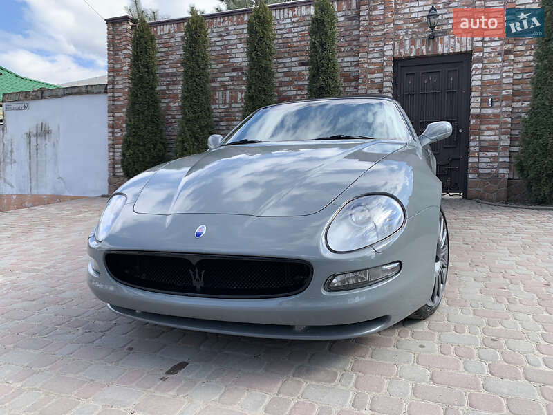 Кабриолет Maserati Spyder 2005 в Днепре