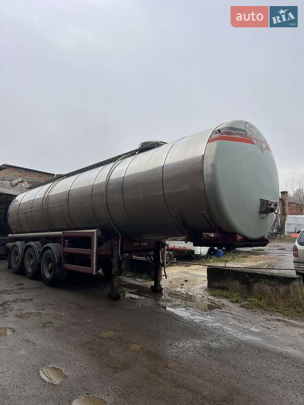 Цистерна напівпричіп Massenza 4SVN-511 1994 в Чернівцях