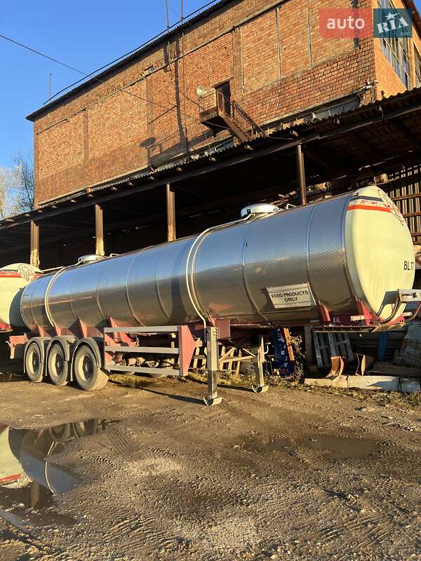 Цистерна напівпричіп Massenza 4SVN-511 1994 в Чернівцях