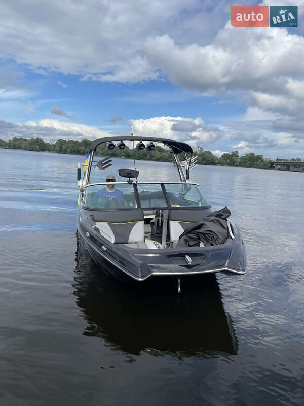 Катер MasterCraft XT20 2017 в Киеве фото 3 Катер MasterCraft XT20 2017 в Киеве