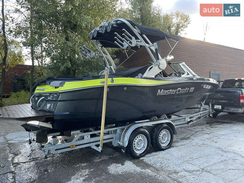 Катер MasterCraft XT20 2017 в Киеве фото 4 Катер MasterCraft XT20 2017 в Киеве