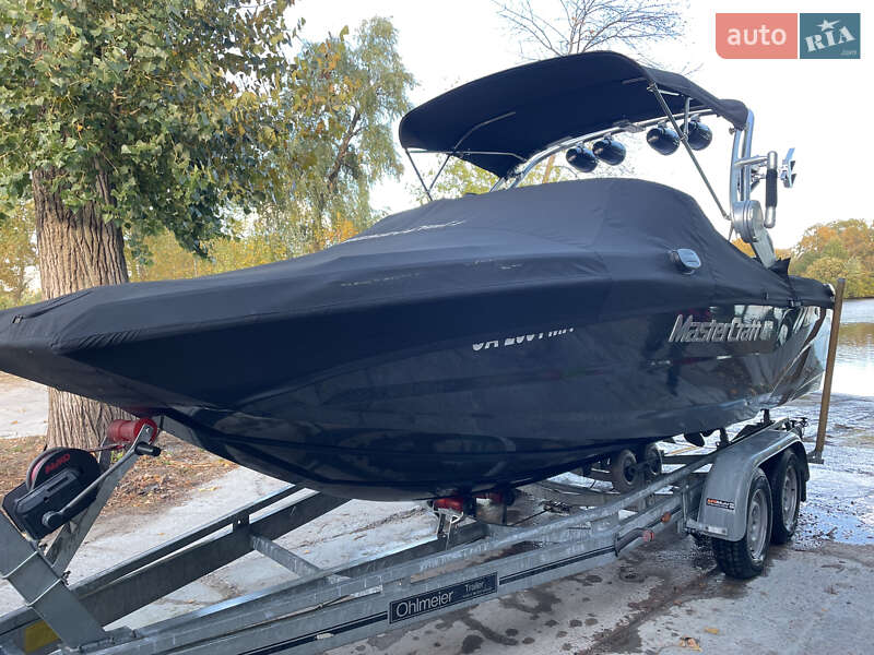Катер MasterCraft XT20 2017 в Киеве фото 6 Катер MasterCraft XT20 2017 в Киеве