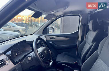 Вантажний фургон Maxus e-Deliver 3 2021 в 