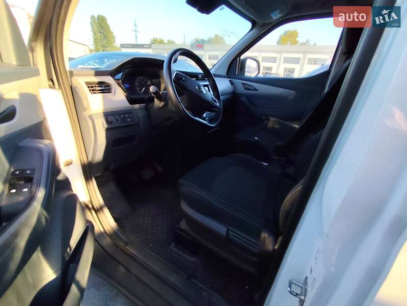 Минивэн Maxus e-Deliver 3 2020 в Киеве