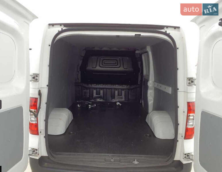 Вантажний фургон Maxus e-Deliver 3 2023 в Вінниці фото 40 Вантажний фургон Maxus e-Deliver 3 2023 в Вінниці