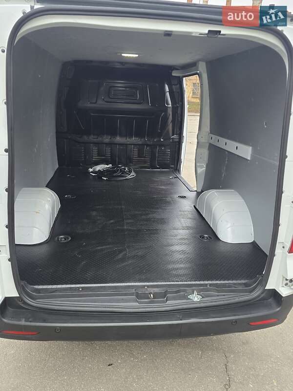 Вантажний фургон Maxus e-Deliver 3 2023 в Вінниці фото 21 Вантажний фургон Maxus e-Deliver 3 2023 в Вінниці