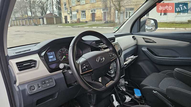 Грузовой фургон Maxus e-Deliver 3 2023 в Радомышле фото 20 Грузовой фургон Maxus e-Deliver 3 2023 в Радомышле